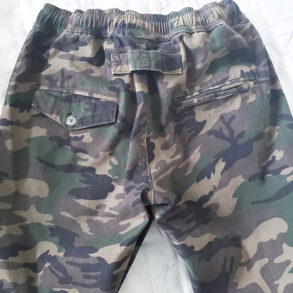 Camouflage joggers - Picture 2 of 4